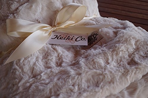 Bon Iver Collection Champagne Bella Couture Oversized Throw (60 inch X 72 inch ) - Made in the Usa